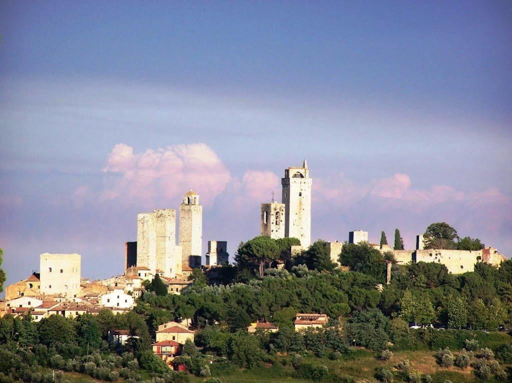 Ferienwohnung Poggetto Di Montese San Gimignano Exterior foto